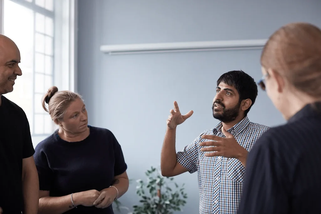 Sign language users in conversation.
